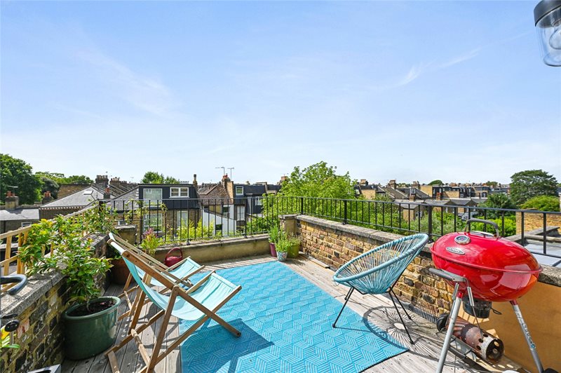 Ellerslie Road, London, W12