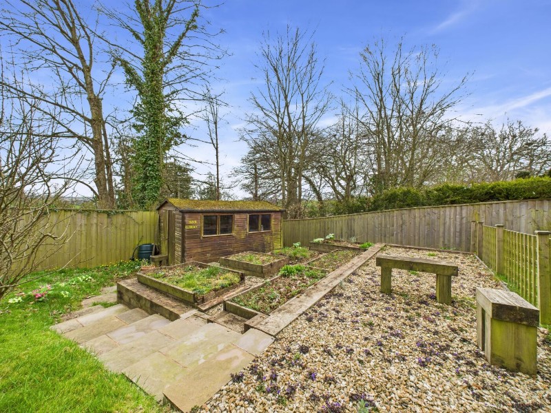 Chapel Downs Road, Crediton, Devon, EX17