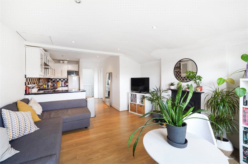 Rosebery Gardens, London, N8