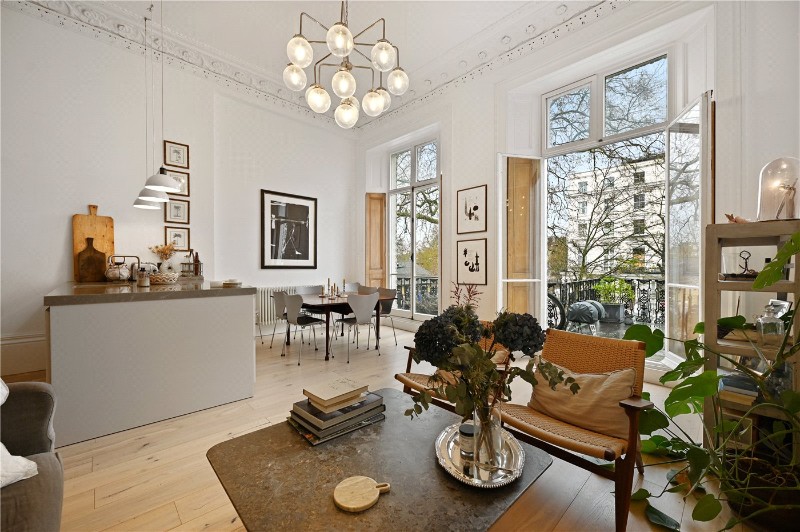St. Stephens Gardens, London, W2