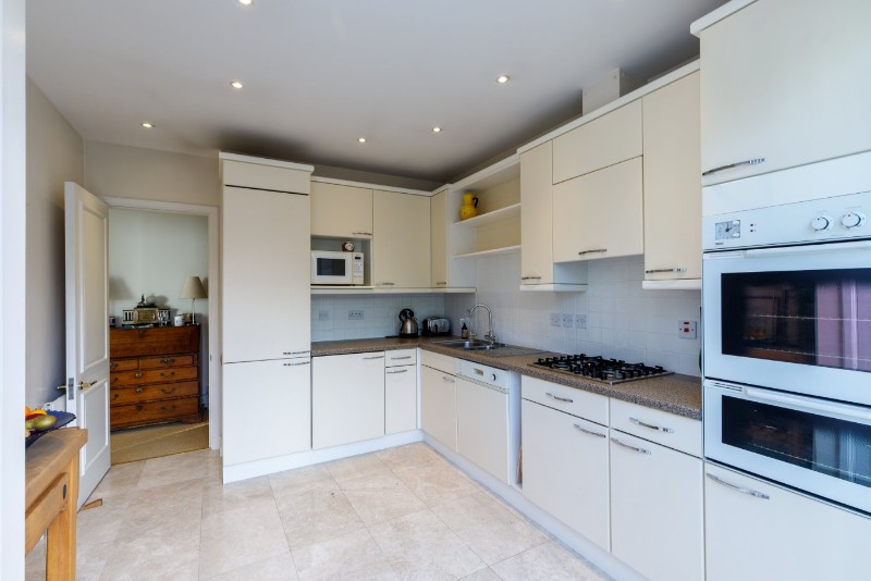 Point Pleasant, London, SW18