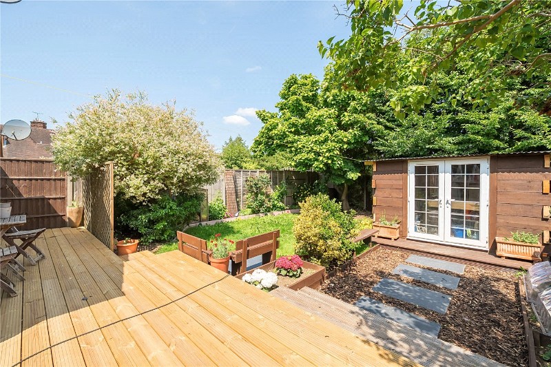 Green Lane, Farnham, United Kingdom, GU9
