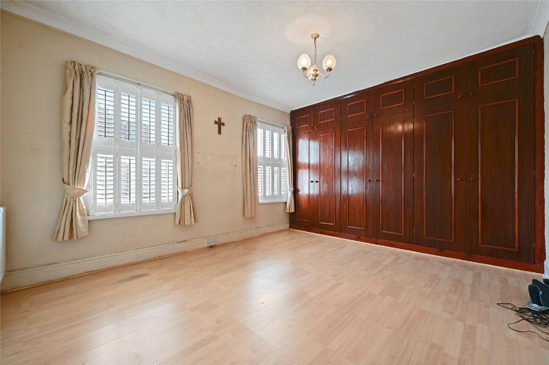 Gayford Road, London, W12