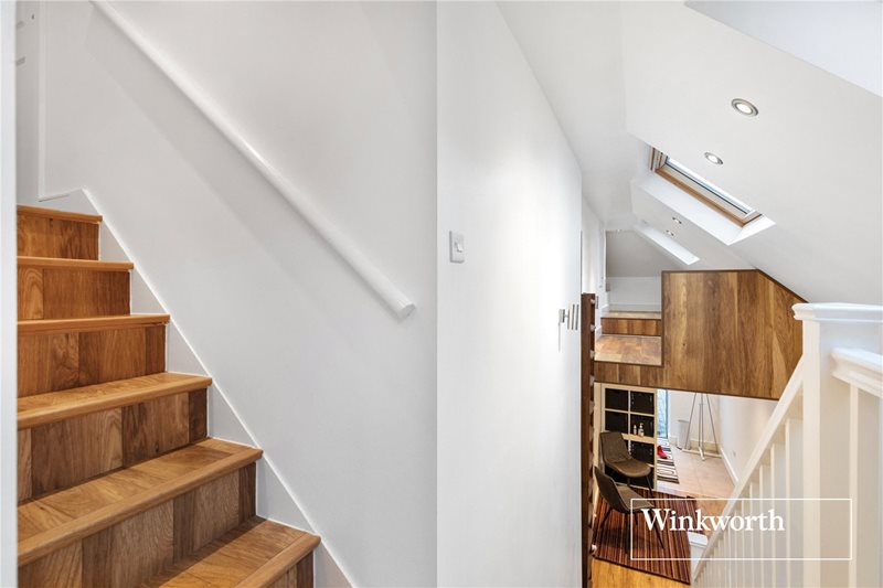 Abercorn Road, Mill Hill East, NW7