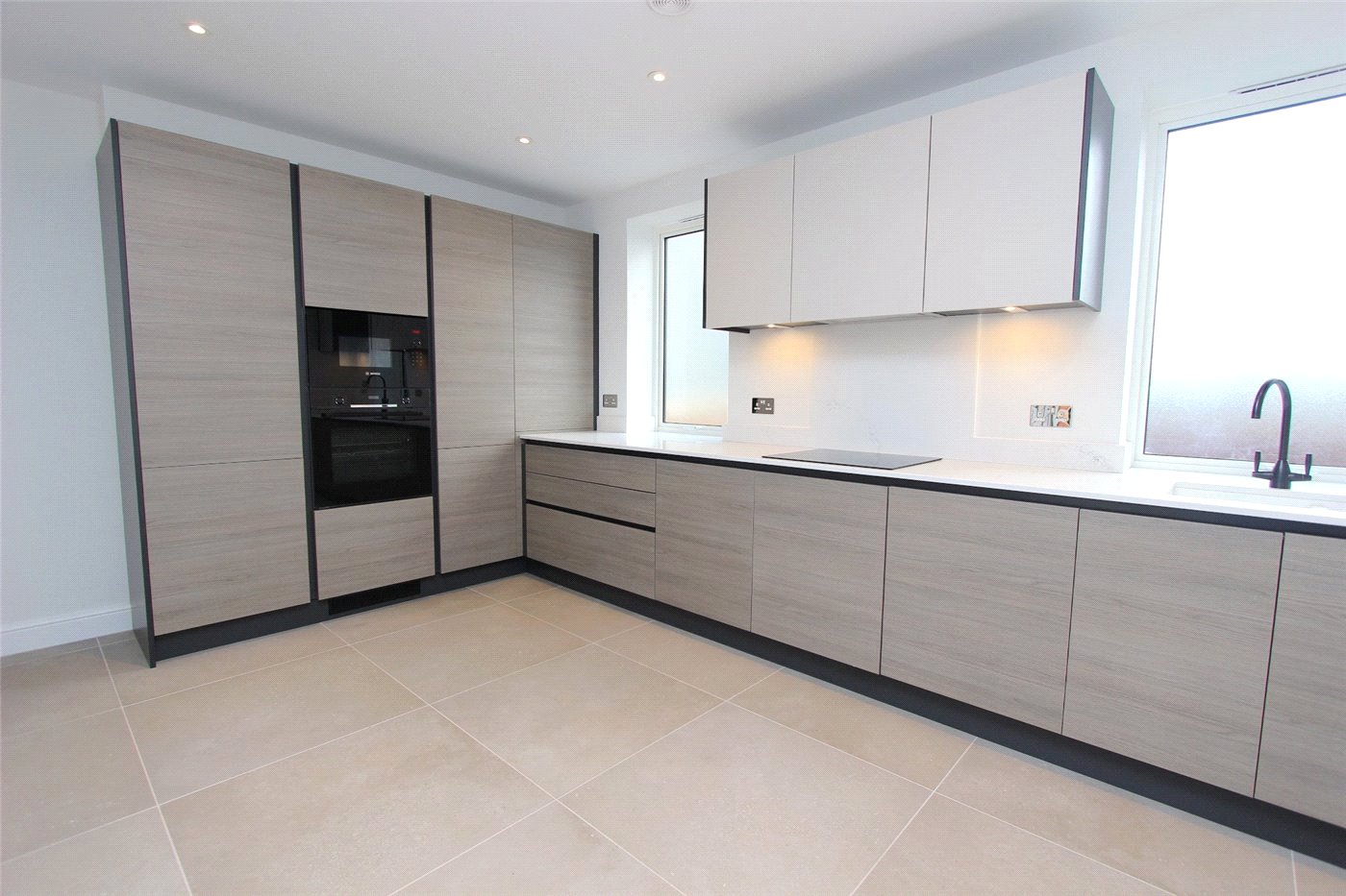Broadway, Leigh-on-Sea, Essex, SS9