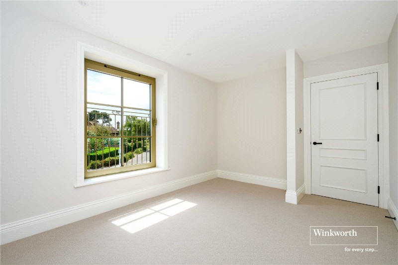 East Cliff Way, Friars Cliff, Christchurch, Dorset, BH23
