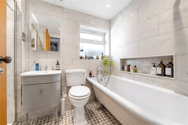 Henslowe Road, East Dulwich, London, SE22
