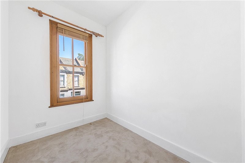 2 bedroom property for sale in Aylesbury Road, Walworth, SE17 (Ref