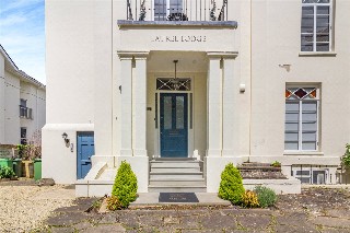Wellington Square, Cheltenham, Gloucestershire, GL50