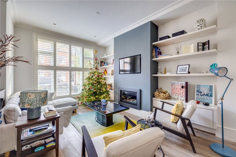 Bovingdon Road, London, SW6