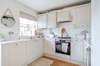 Tilford Street, Tilford, Farnham, Surrey, GU10