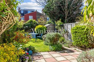 Hewitt Road, London, N8