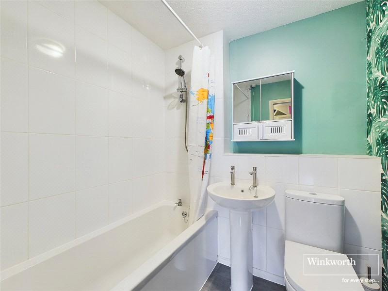Admirals Court, Rose Kiln Lane, Reading, Berkshire, RG1