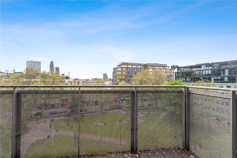Adler Street, London, E1