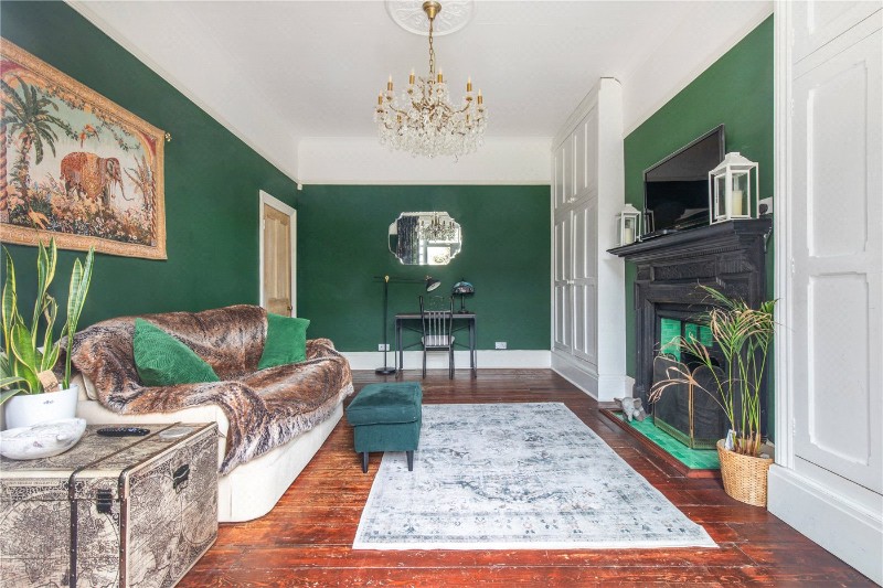 Killieser Avenue, London, SW2
