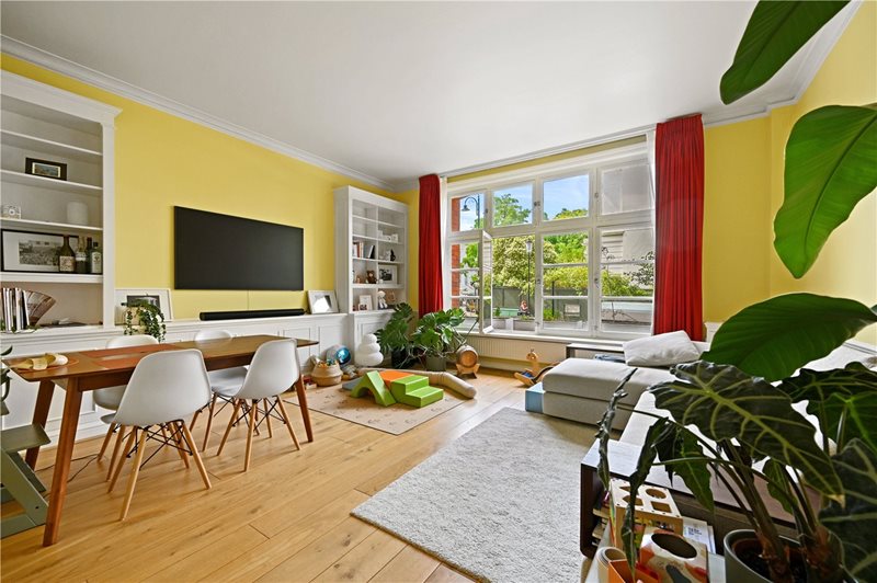 Thornbury Court, 36-38 Chepstow Villas, London, W11