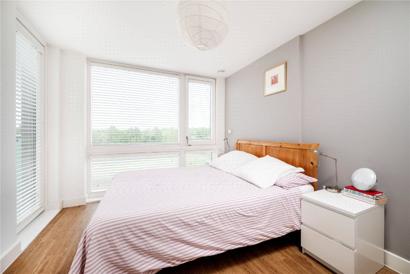 Seven Sisters Road, London, N4