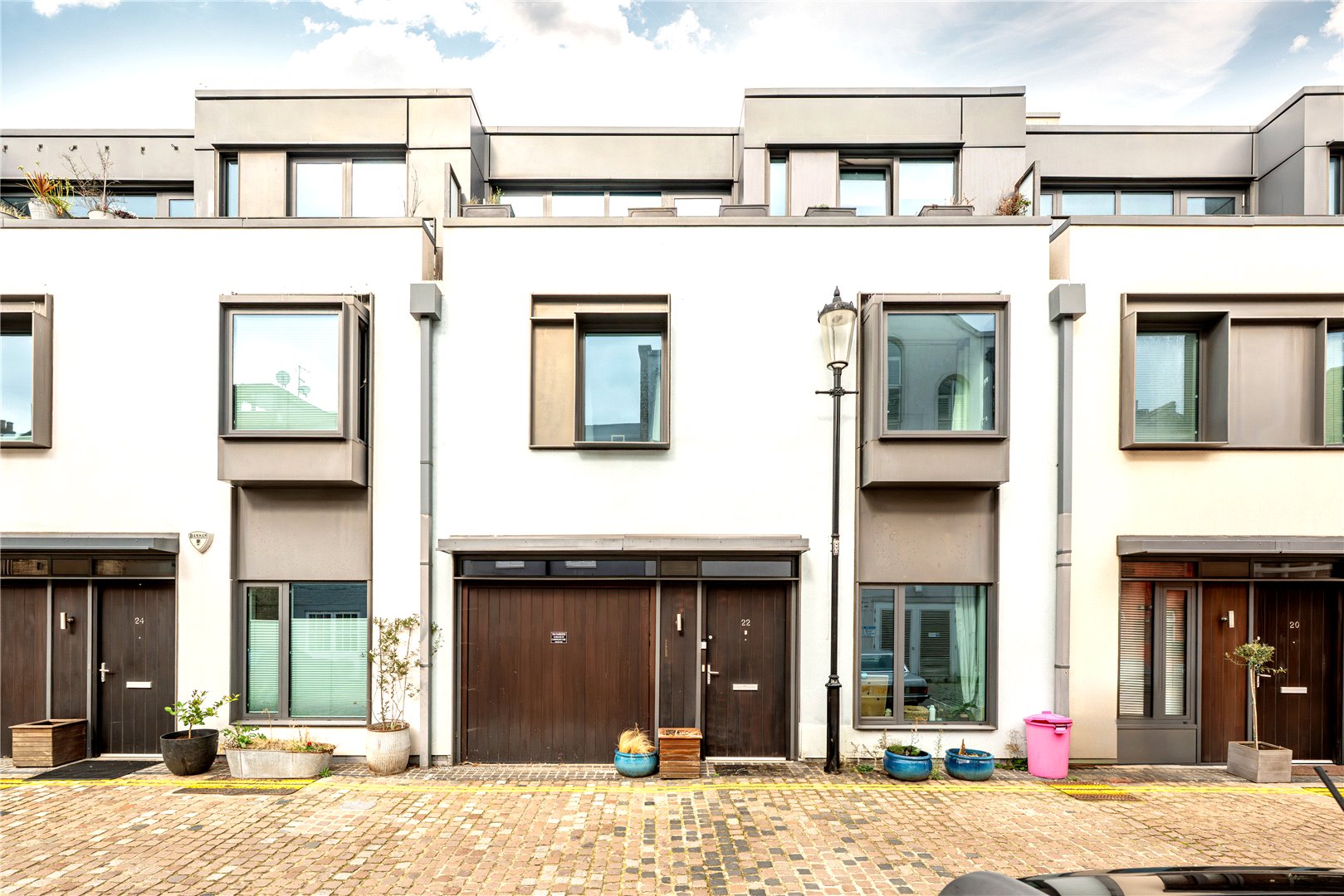 Munro Mews, London, London, W10
