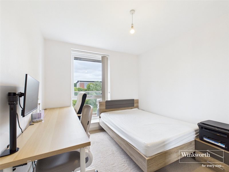 Drake Way, Reading, Berkshire, RG2