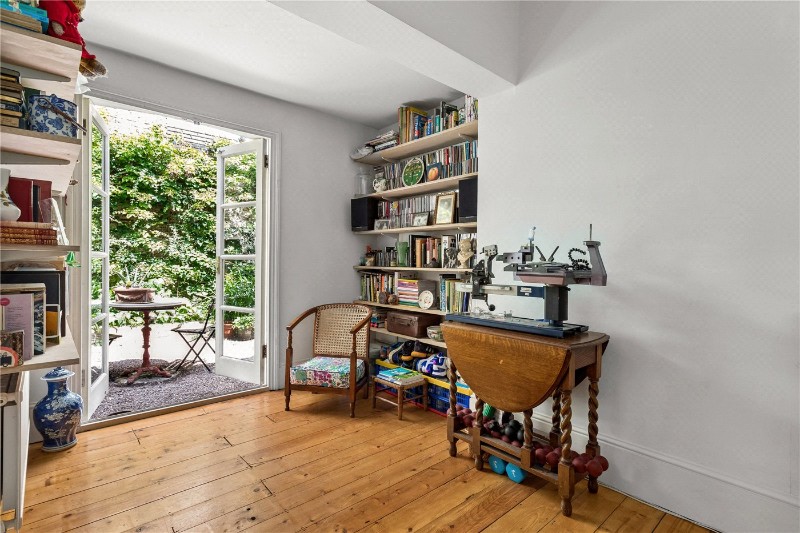 Shakespeare Road, London, SE24