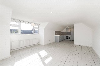 Barcombe Avenue, London, SW2