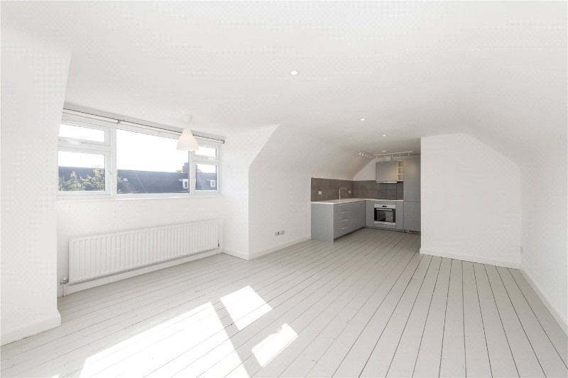 Barcombe Avenue, London, SW2
