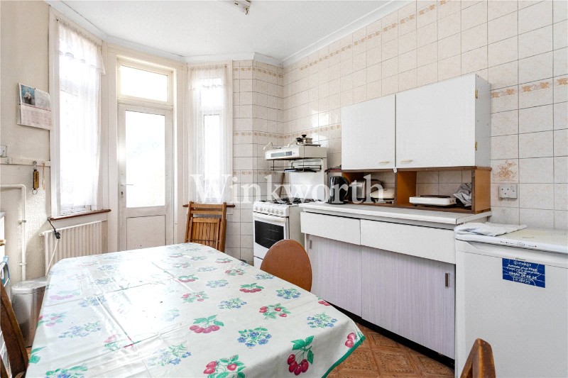 Broadwater Road, London, N17