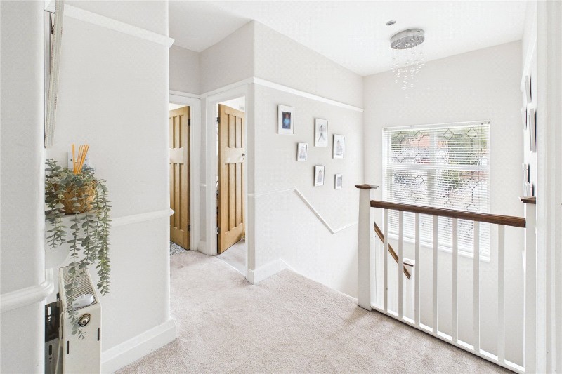 Norbury Hill, London, SW16
