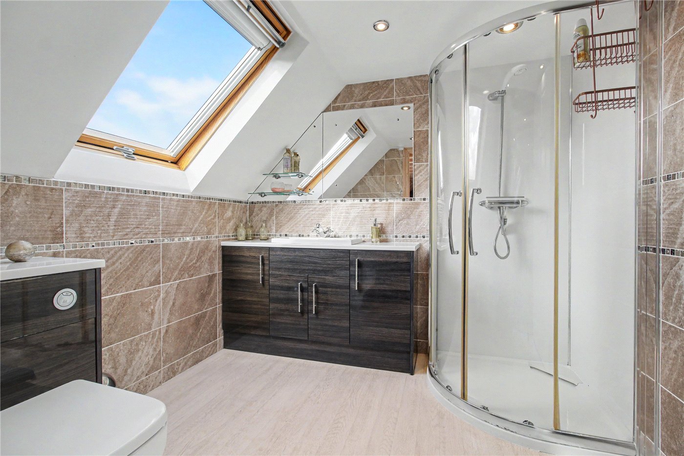 En-Suite 1