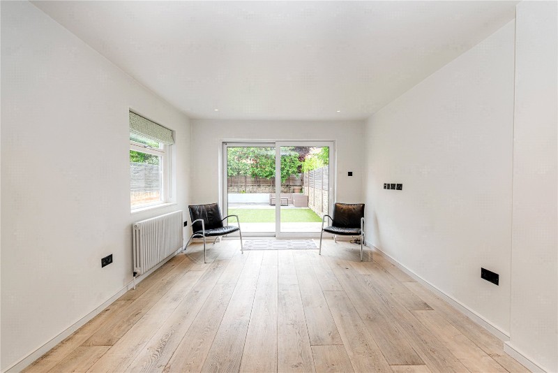 Highlever Road, London, W10