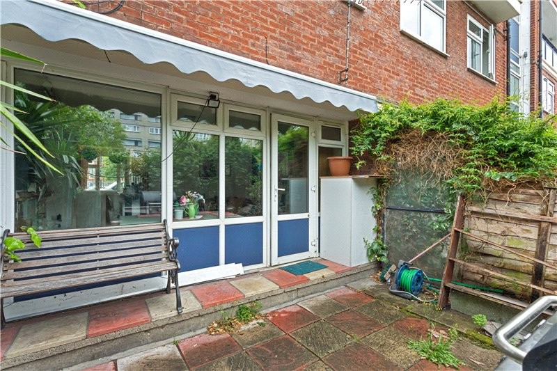 Cooks Road, London, SE17