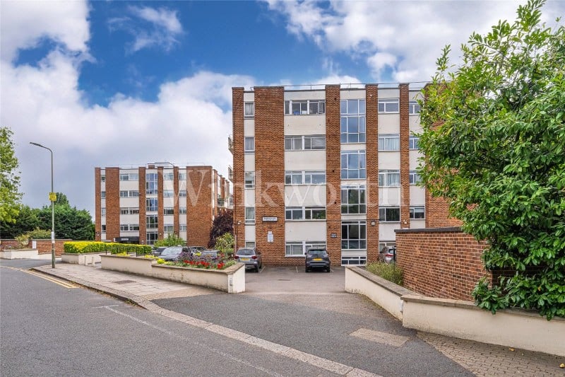 James Close, Woodlands, London, NW11