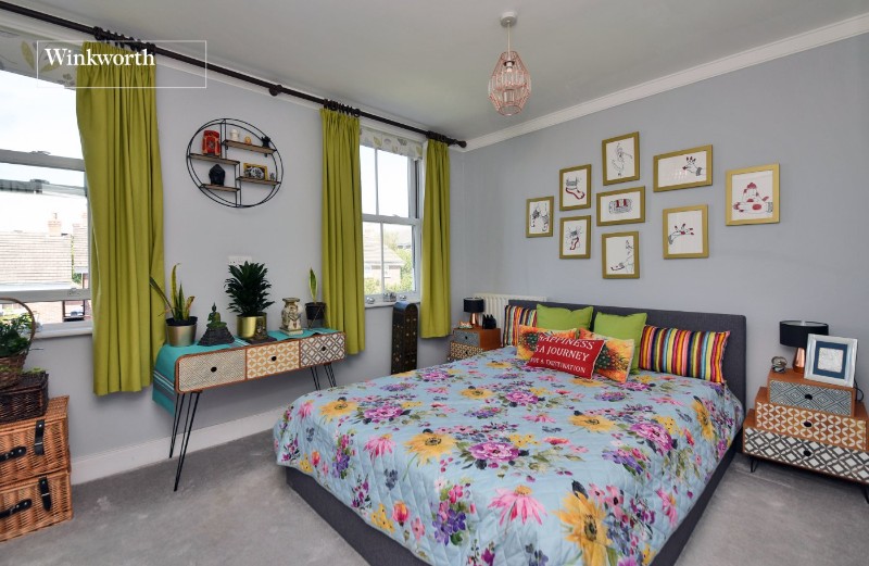 Lewiston Close, Worcester Park, KT4