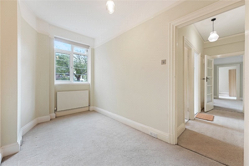 Chatsworth Court, Pembroke Road, Kensington, London, W8