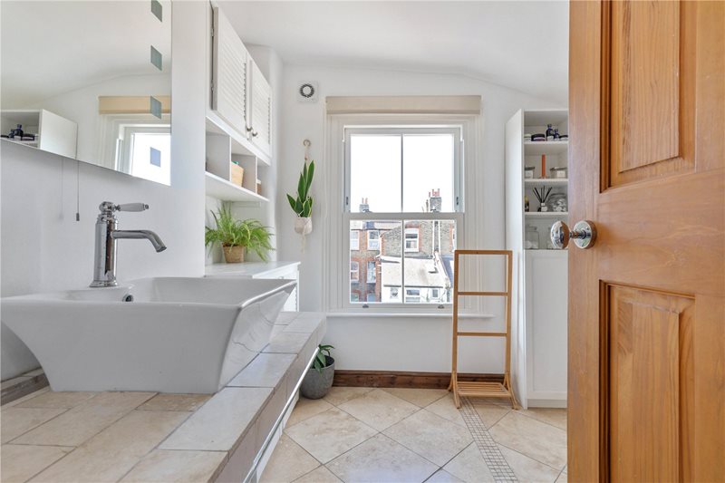 Coverton Road, London, SW17