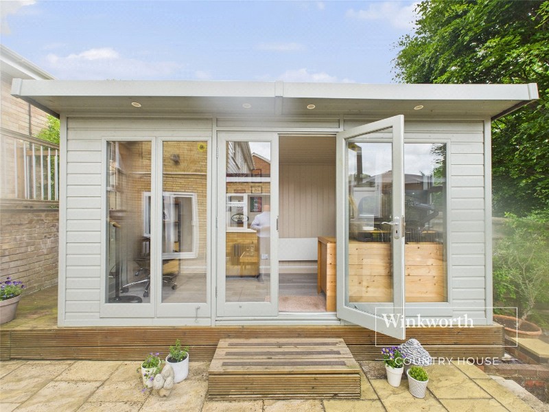 Sheep Walk, Emmer Green, Reading, Berkshire, RG4