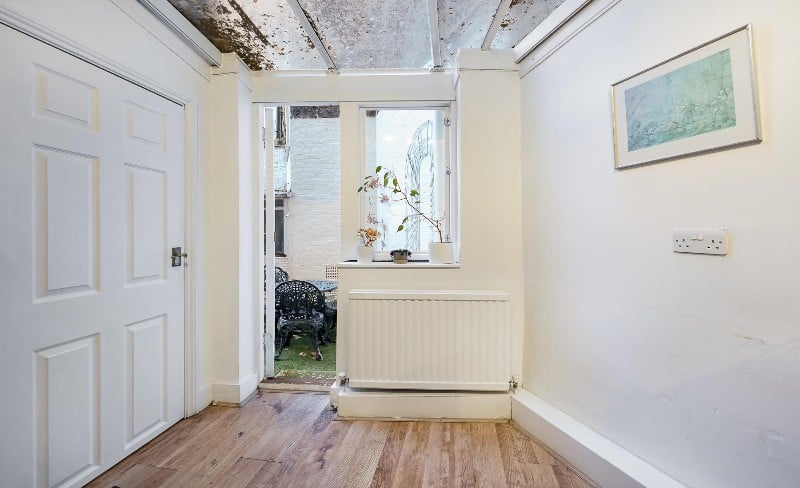 Warwick Way, London, SW1V