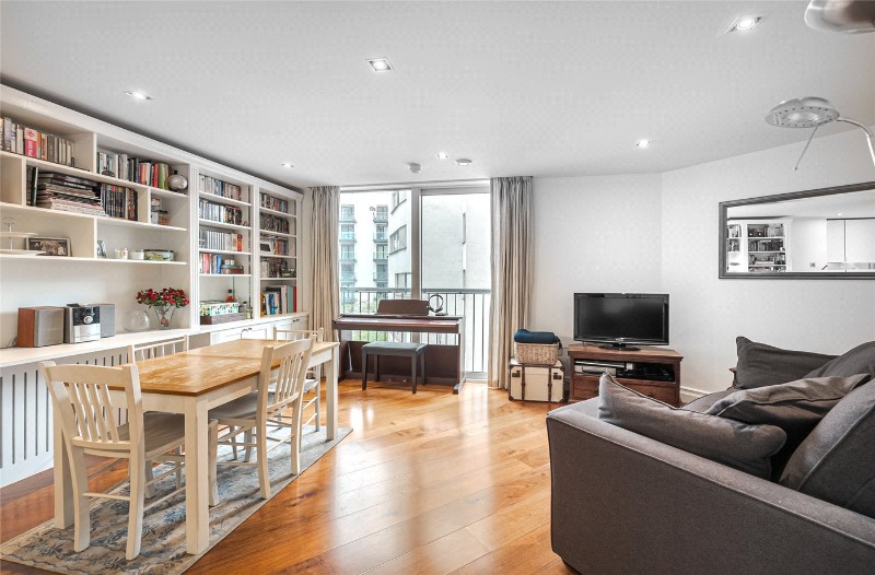 Bridge Place, London, SW1V