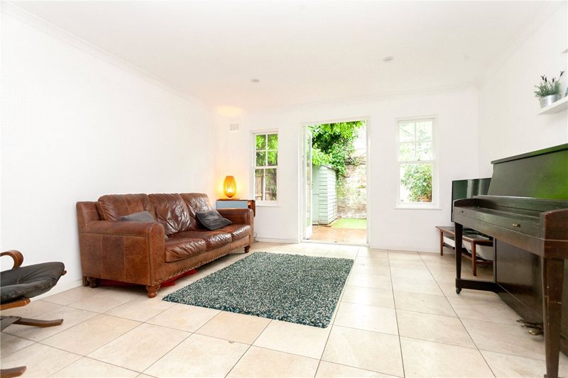 Sutton Square, Urswick Road, Hackney, E9