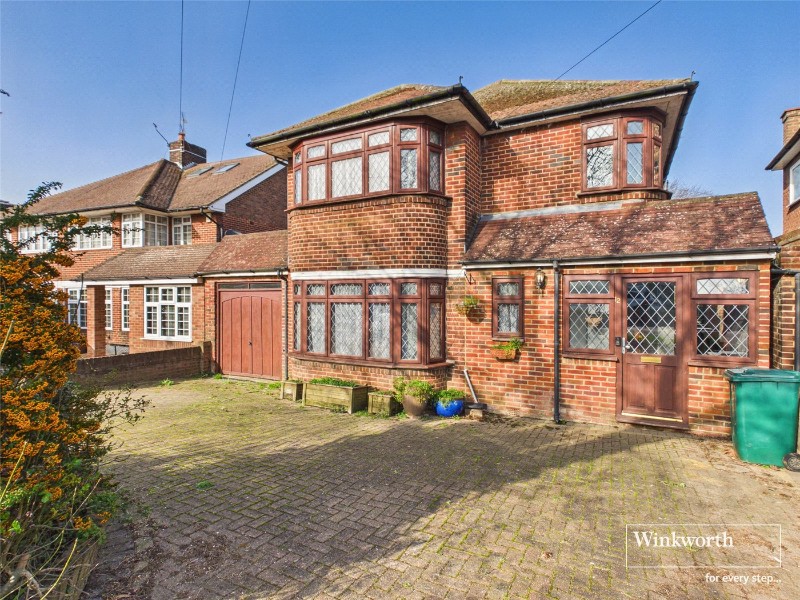 Wolmer Gardens, Edgware, HA8