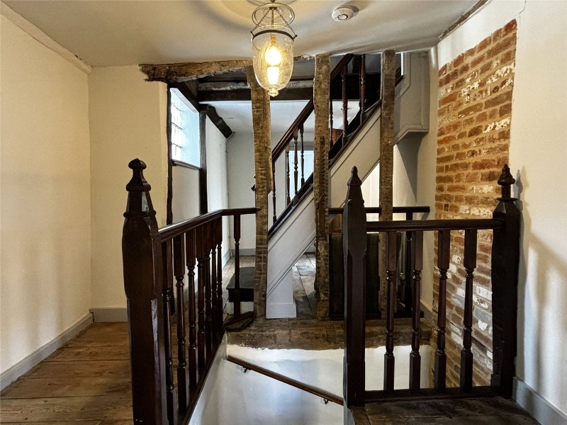 St. Johns Court, Devizes, SN10