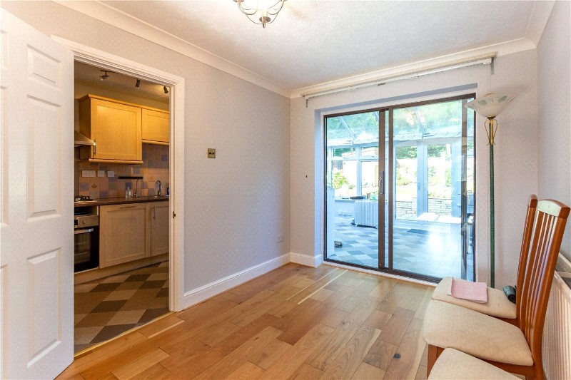 Hawkesworth Drive, Bagshot, GU19