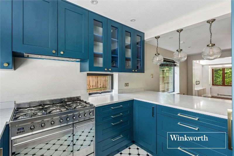 Oakfield Road, Finchley, London, N3