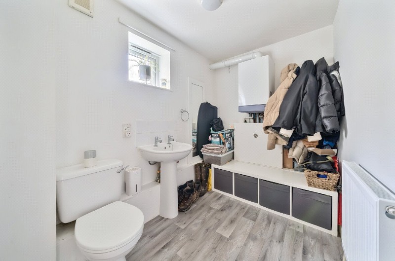 Chestnut Grove, Dartmouth, Devon, TQ6