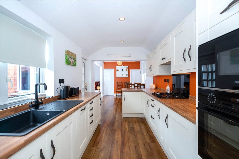 Southend Avenue, Newark, Nottinghamshire, NG24