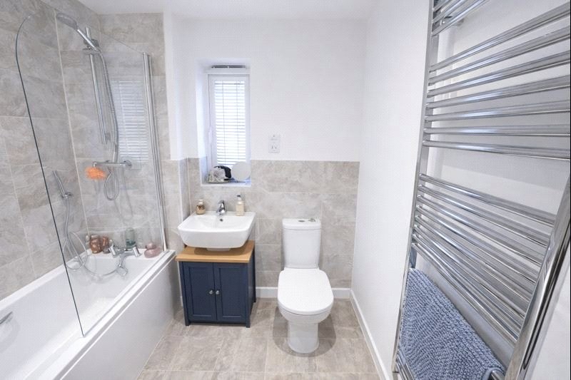 Folkestone Close, Bourne, Lincolnshire, PE10