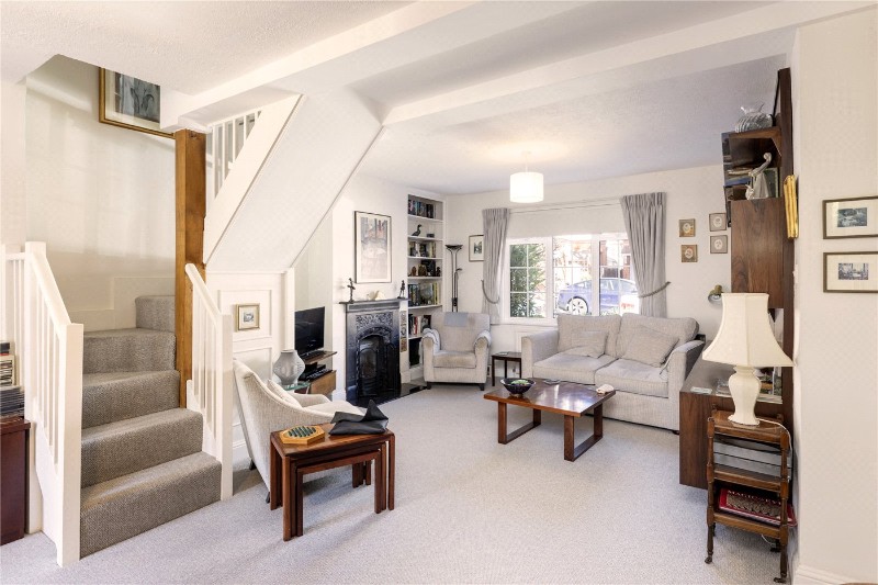 Coalecroft Road, London, SW15