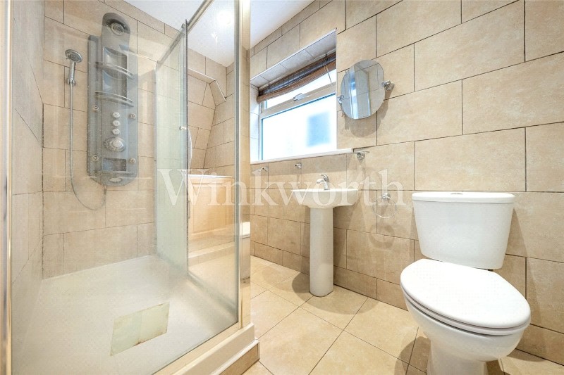 Alyth Gardens, London, NW11