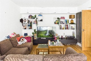 Barrhill Road, London, SW2