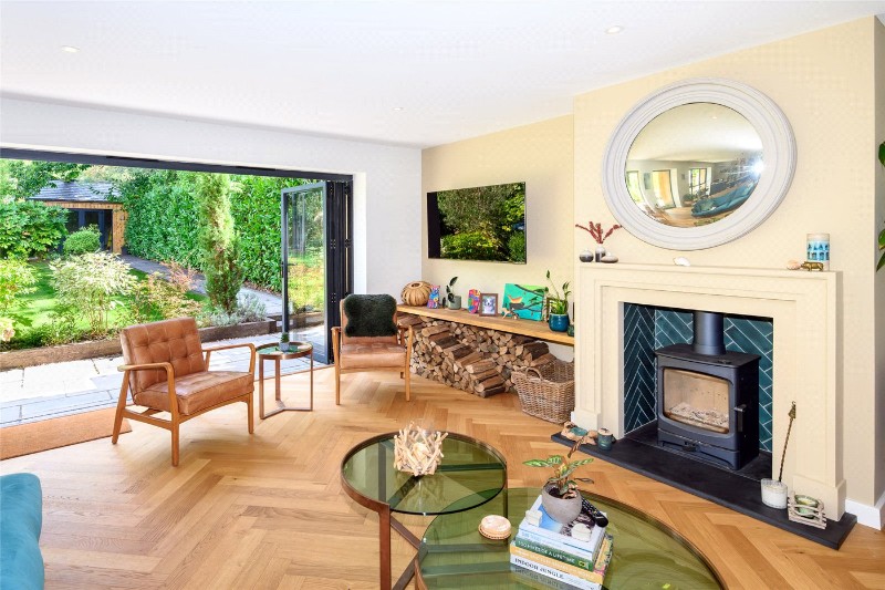 Hurstbourne Avenue, Highcliffe, Dorset, BH23